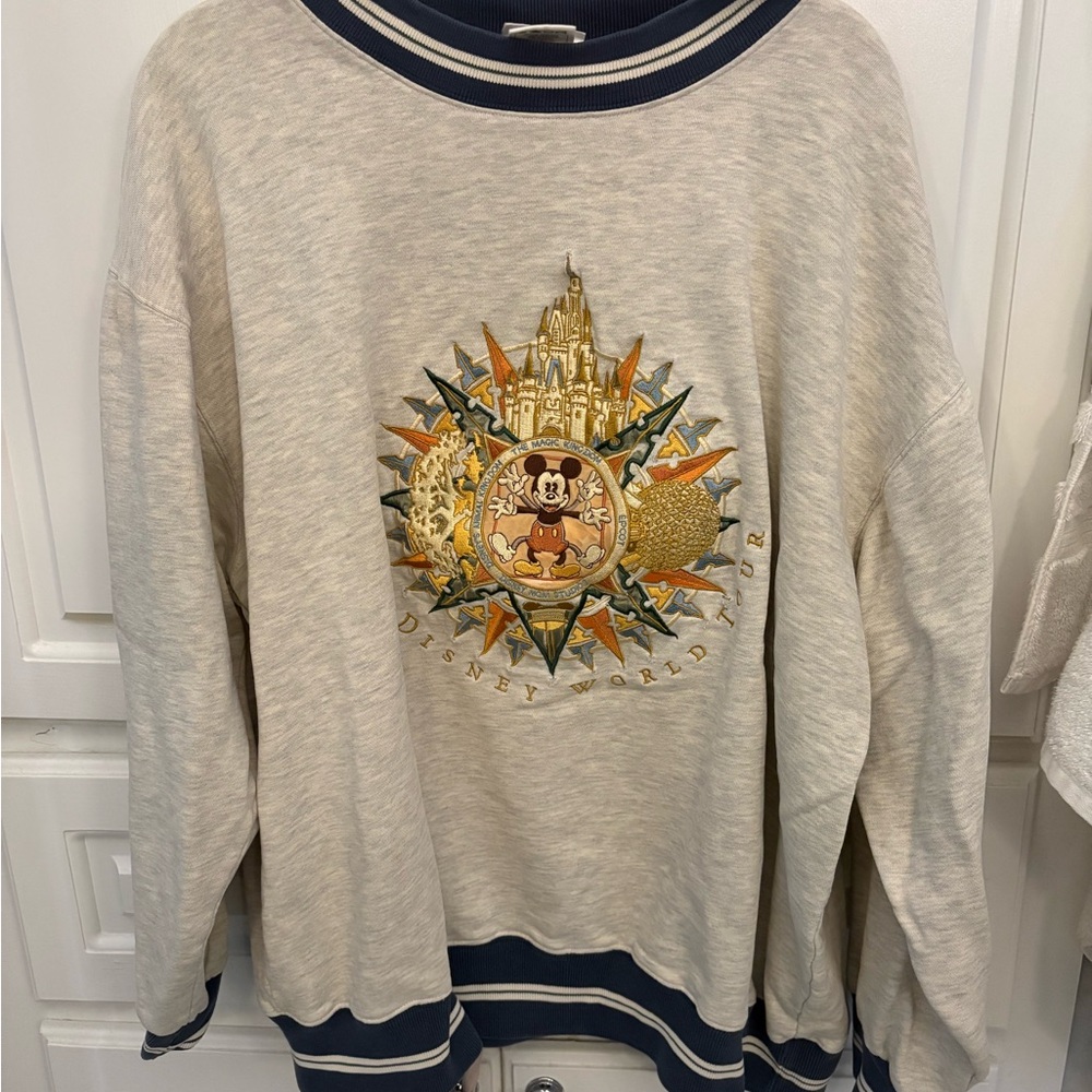 Vintage Unisex Disney Cream and Navy Graphic Sweatshirt